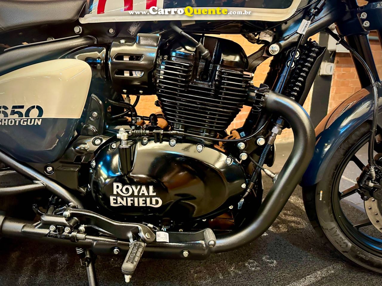 ROYAL ENFIELD SHOTGUN 650 STENCIL WHITE 2026 - Loja