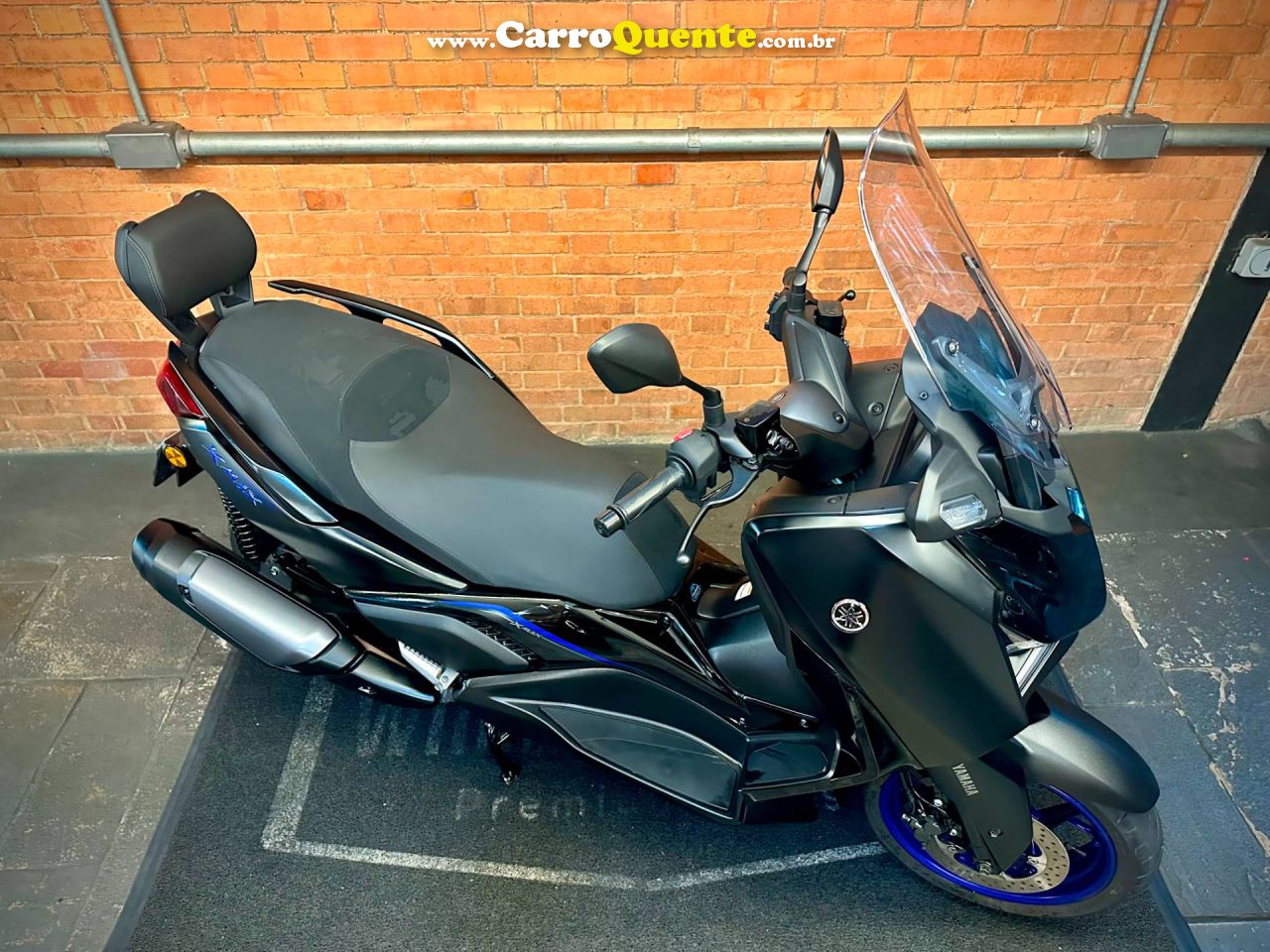 YAMAHA XMAX 300 CONNECTED ABS 2026 - Loja