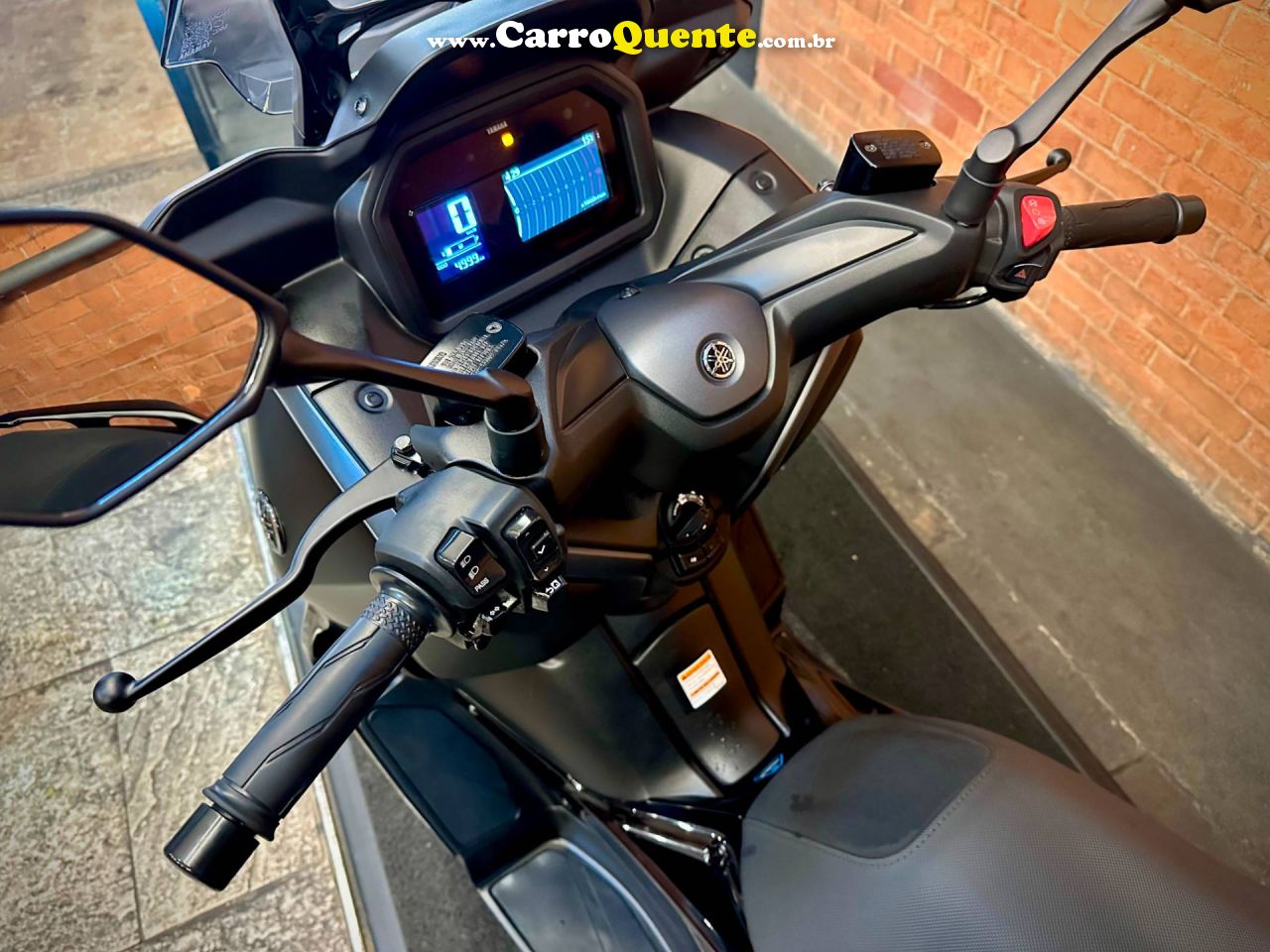 YAMAHA XMAX 300 CONNECTED ABS 2026 - Loja