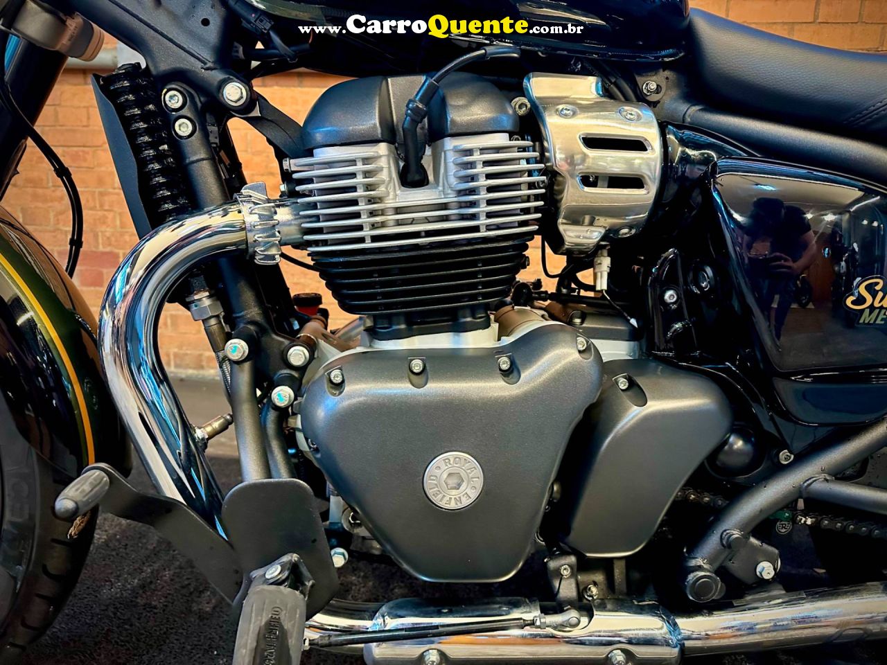 ROYAL ENFIELD METEOR 650 INTERSTELLAR 2025 - Loja