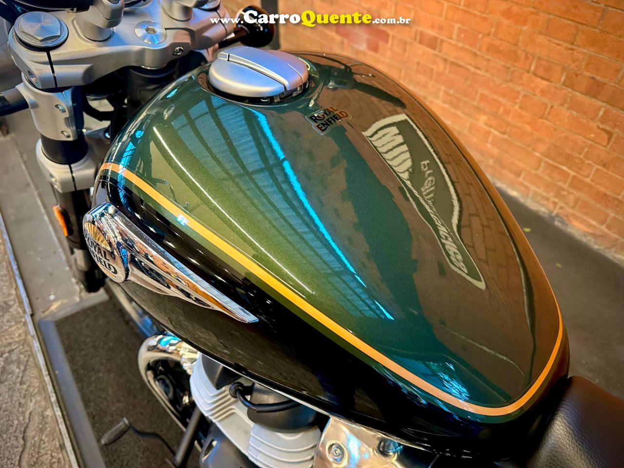 ROYAL ENFIELD METEOR 650 INTERSTELLAR 2025 - Loja