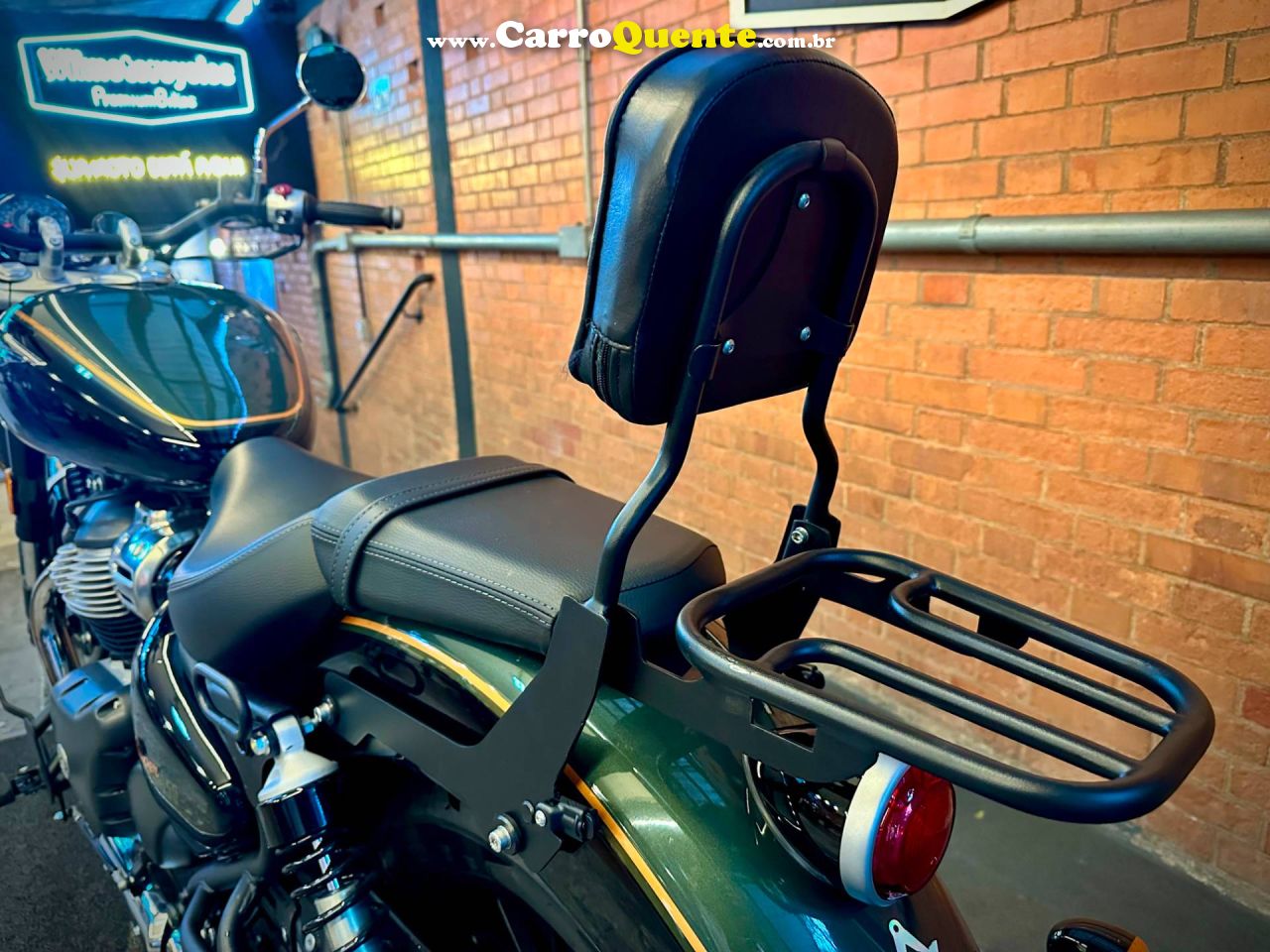 ROYAL ENFIELD METEOR 650 INTERSTELLAR 2025 - Loja