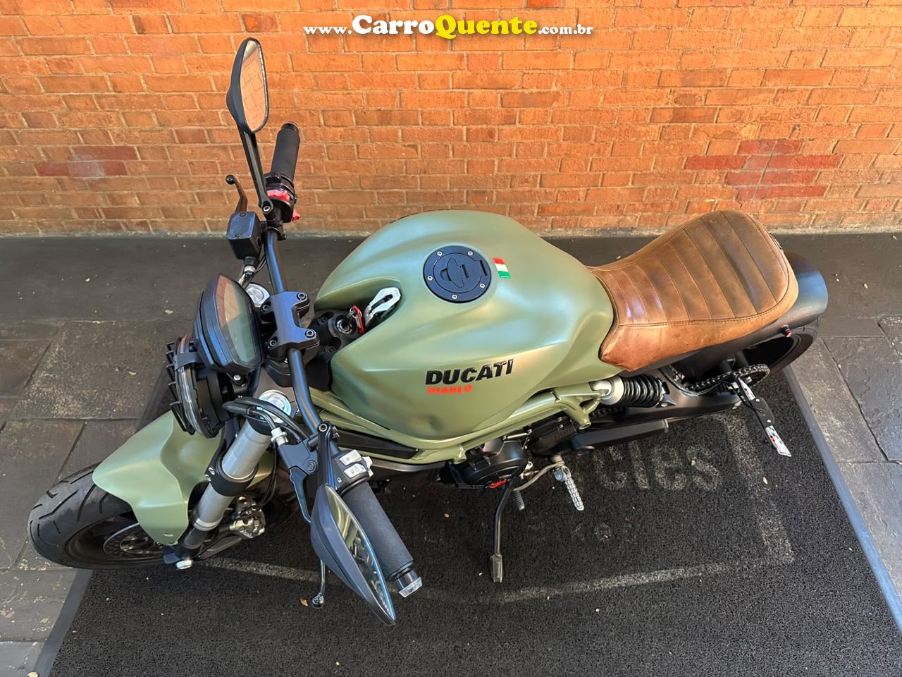 DUCATI MONSTER 797 2018 - Loja