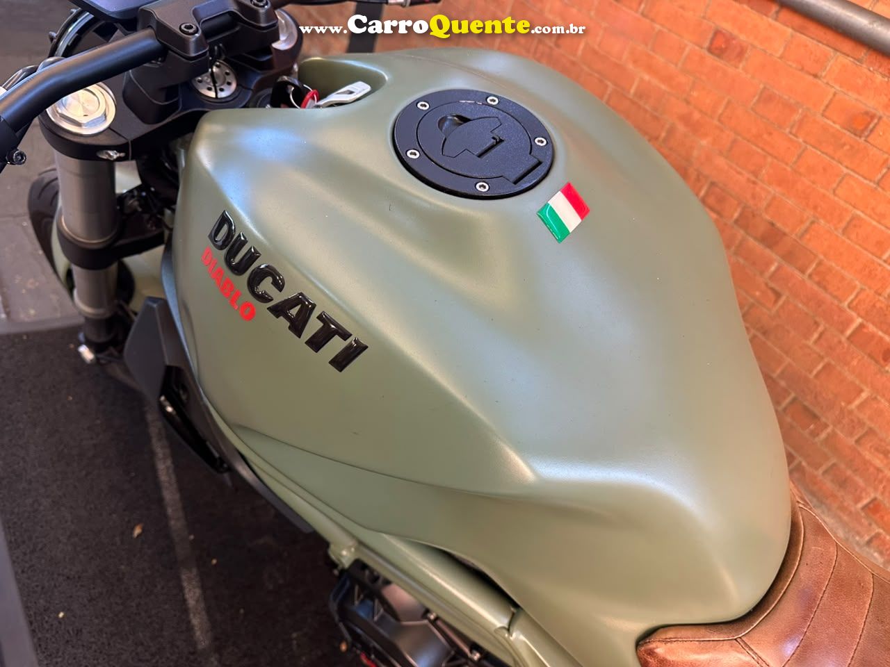 DUCATI MONSTER 797 2018 - Loja