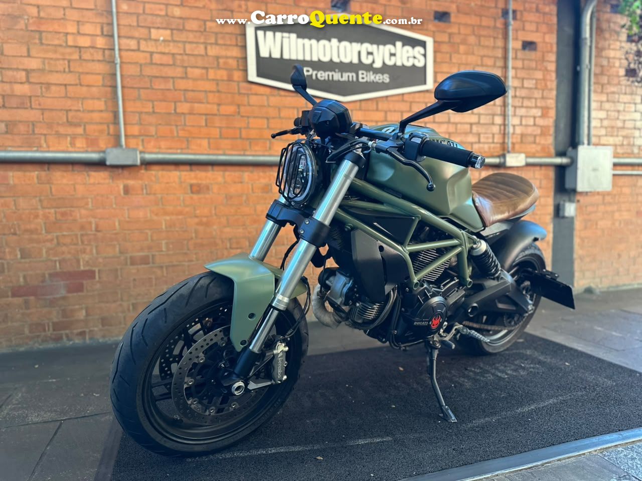 DUCATI MONSTER 797 2018 - Loja