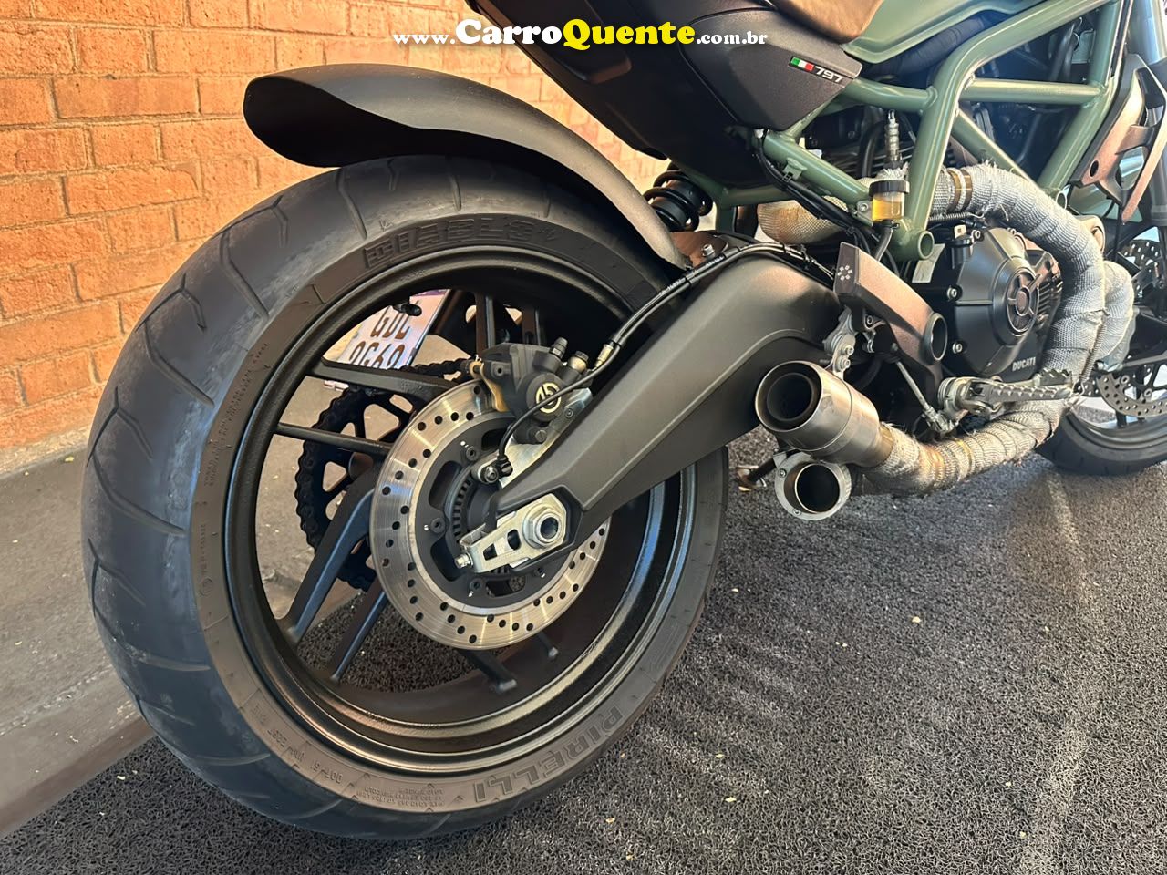 DUCATI MONSTER 797 2018 - Loja