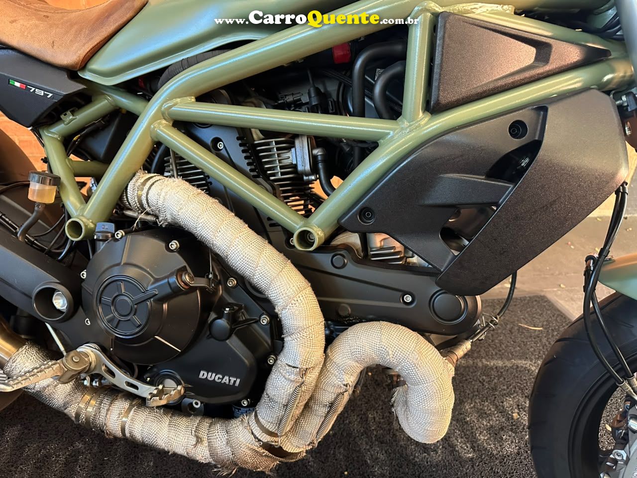 DUCATI MONSTER 797 2018 - Loja