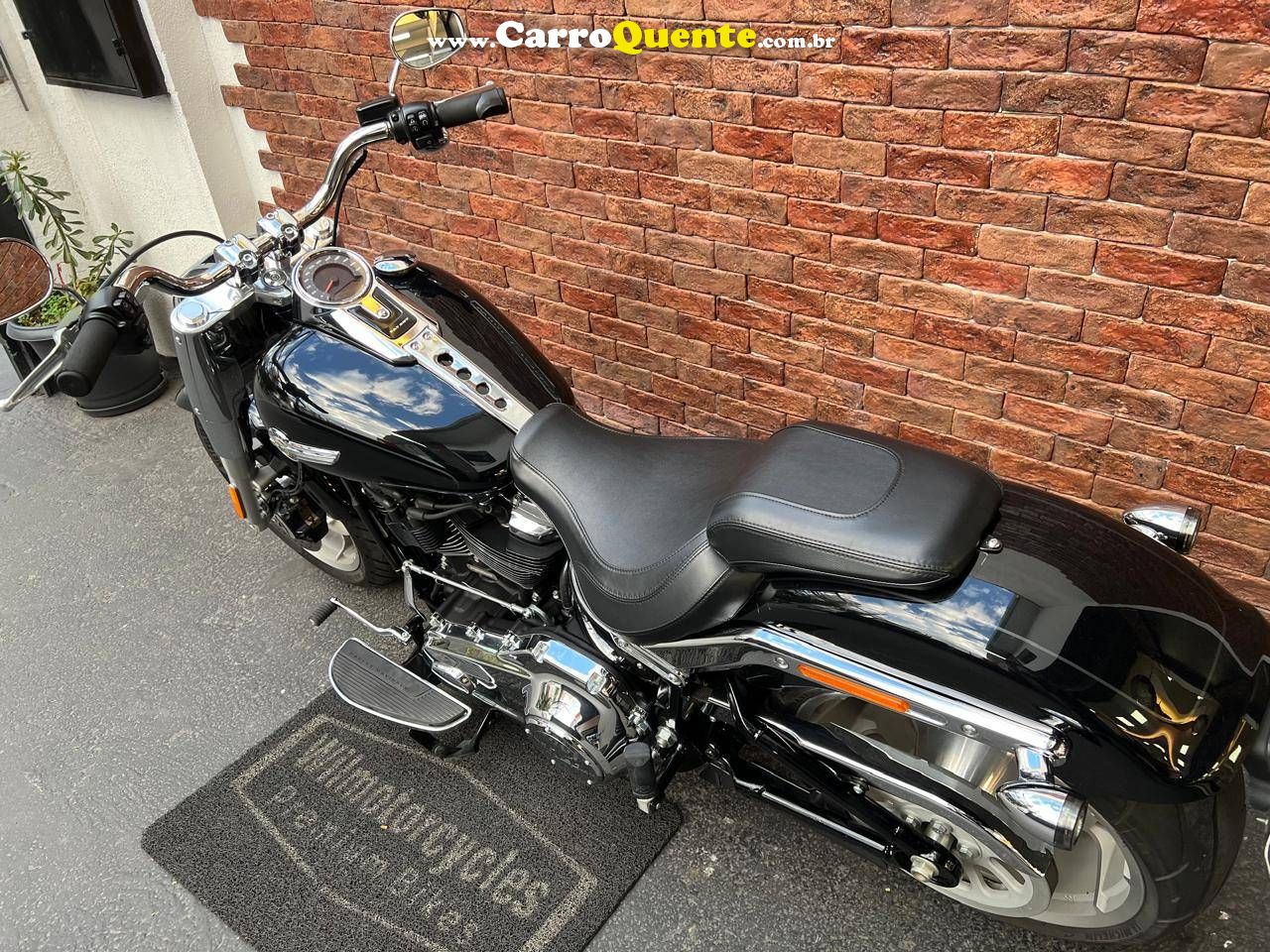 HARLEY-DAVIDSON SOFTAIL FAT BOY 114 2023 - Loja