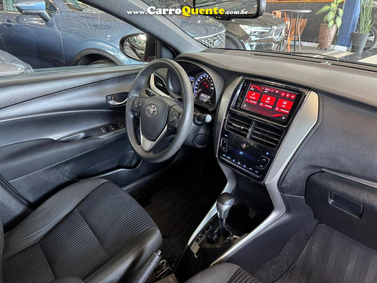 TOYOTA YARIS 1.3 16V XL PLUS TECH MULTIDRIVE 2019 - Loja