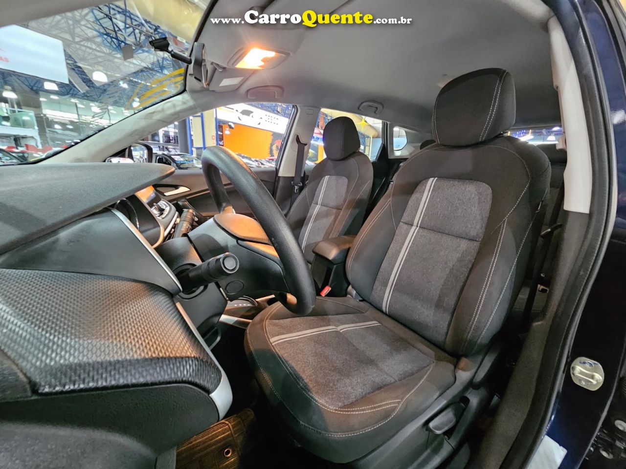 CHEVROLET TRACKER 1.0 TURBO LT * C/ 44.700 Km Somente * 2022 - Loja