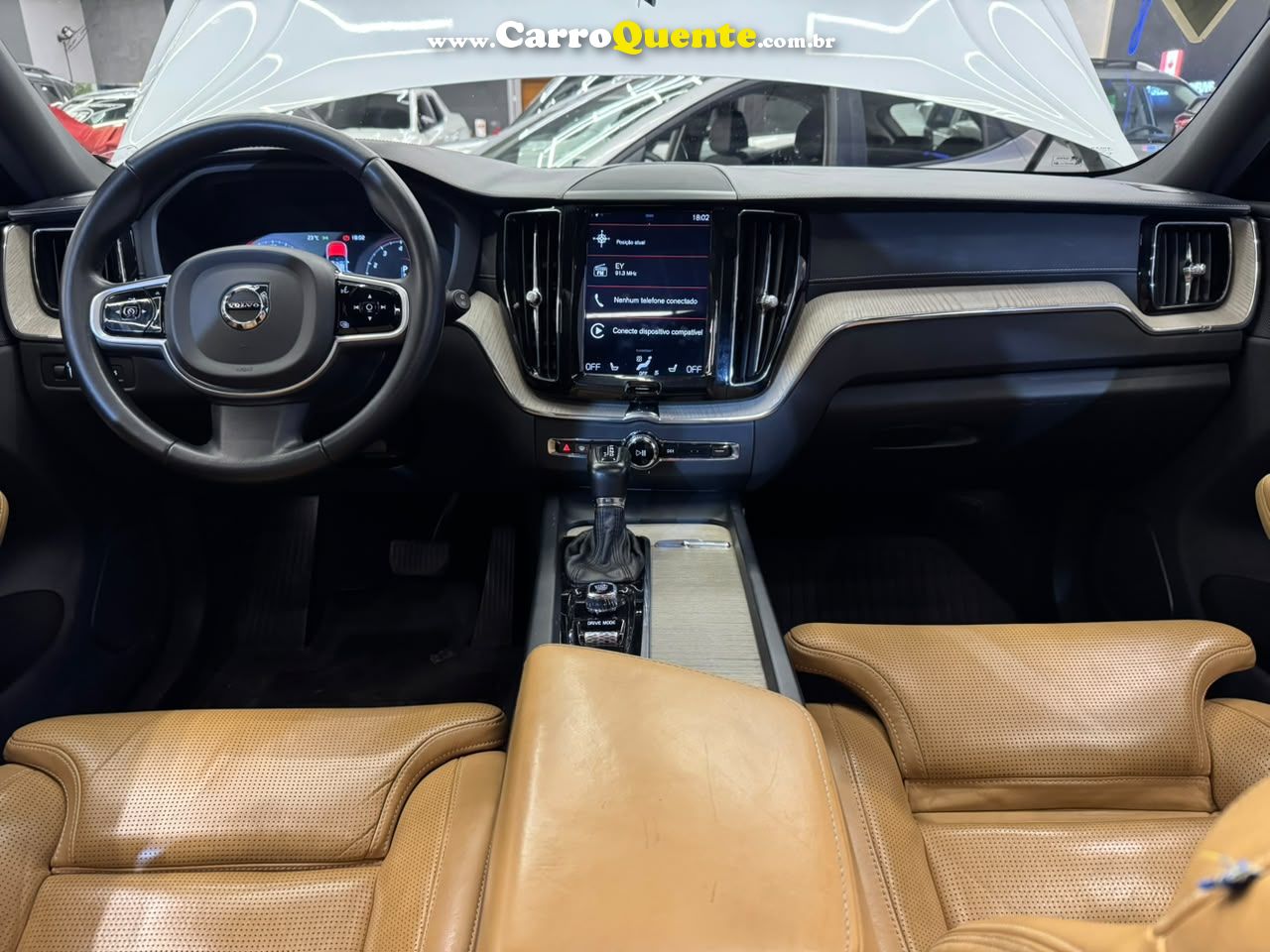 VOLVO XC60 2019 - Loja