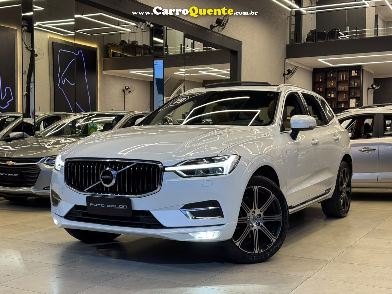 VOLVO XC60 2019 - Loja