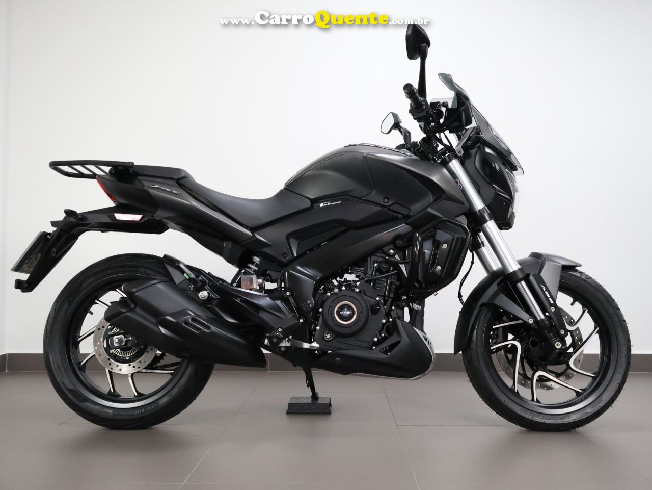 BAJAJ DOMINAR 400 ABS 2023 - Loja