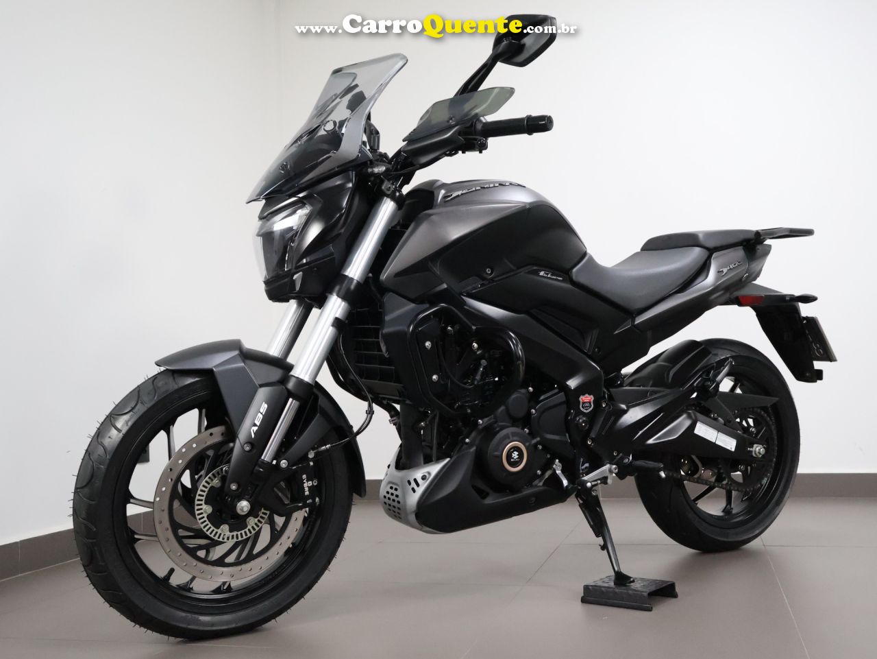 BAJAJ DOMINAR 400 ABS 2023 - Loja