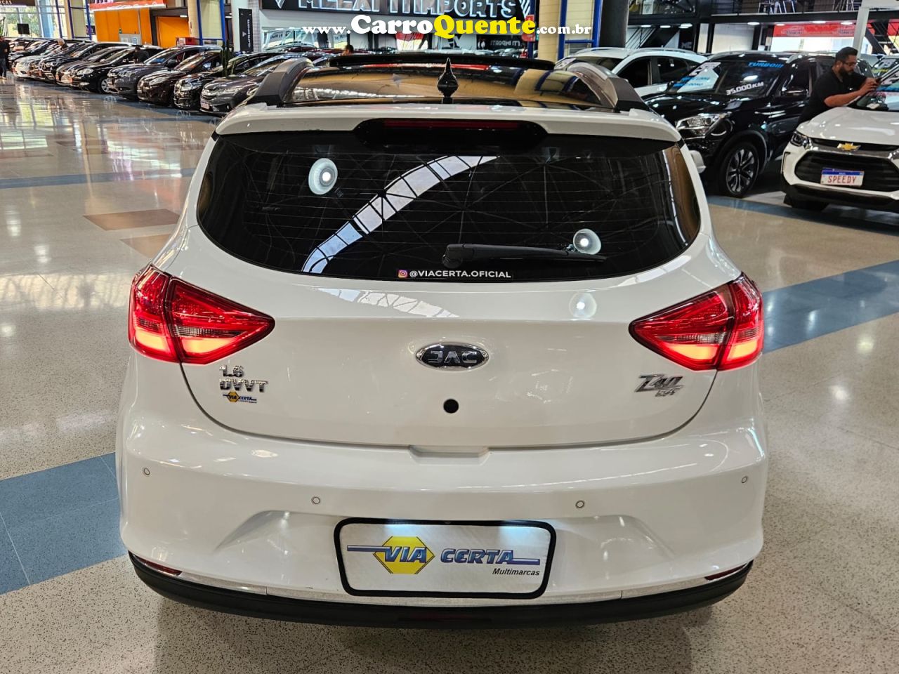 JAC T40 1.6 JAC T40 1.6 CVT * C/ TETO SOLAR 49.000KM APENAS * 2022 - Loja