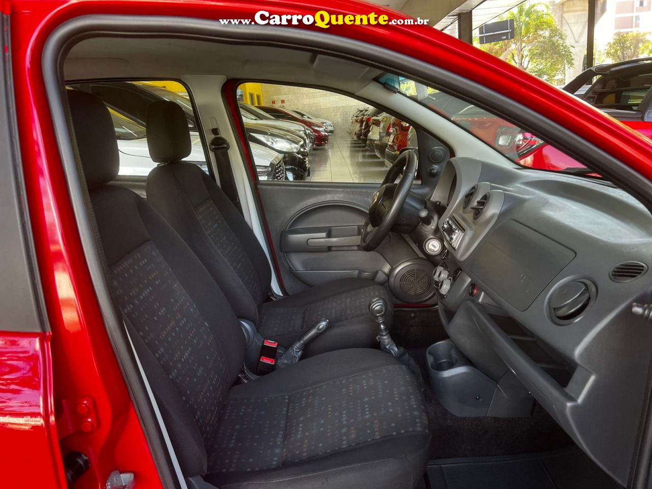 FIAT UNO 1.0 EVO VIVACE 8V 2016 - Loja