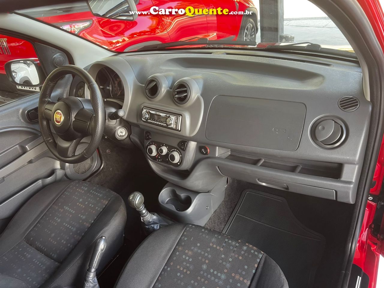 FIAT UNO 1.0 EVO VIVACE 8V 2016 - Loja