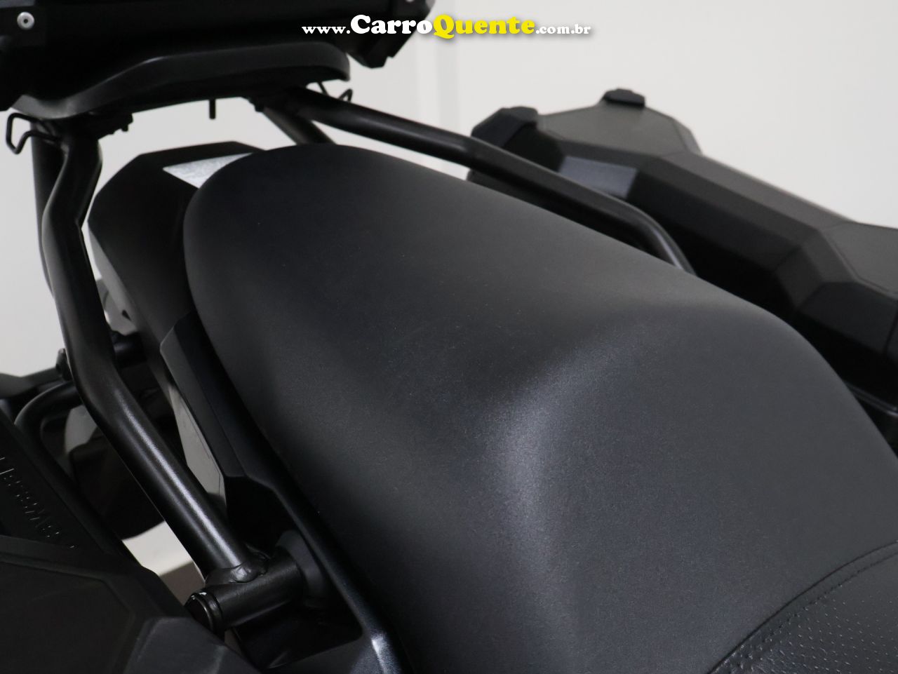 KAWASAKI VERSYS-X 300 TOURER ABS 2023 - Loja