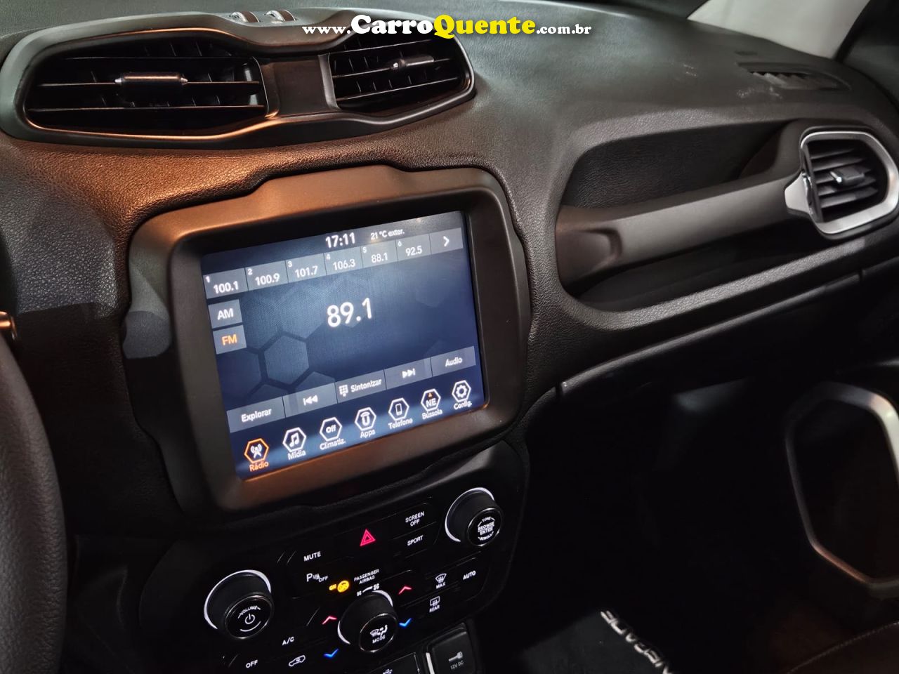 JEEP RENEGADE 1.8 LONGITUDE FLEX * Automático * 2019 - Loja