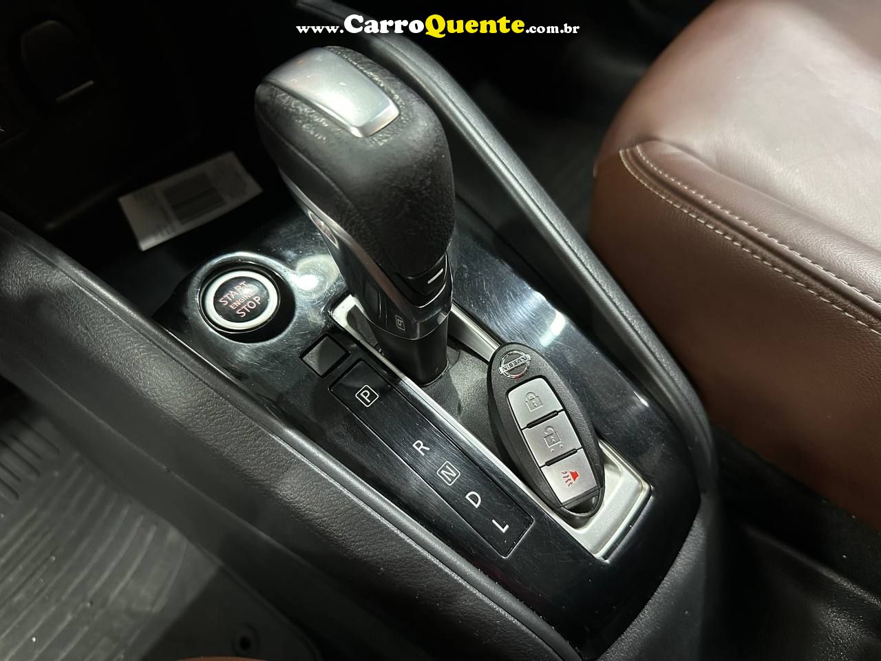 NISSAN KICKS 1.6 16V SL 2019 - Loja
