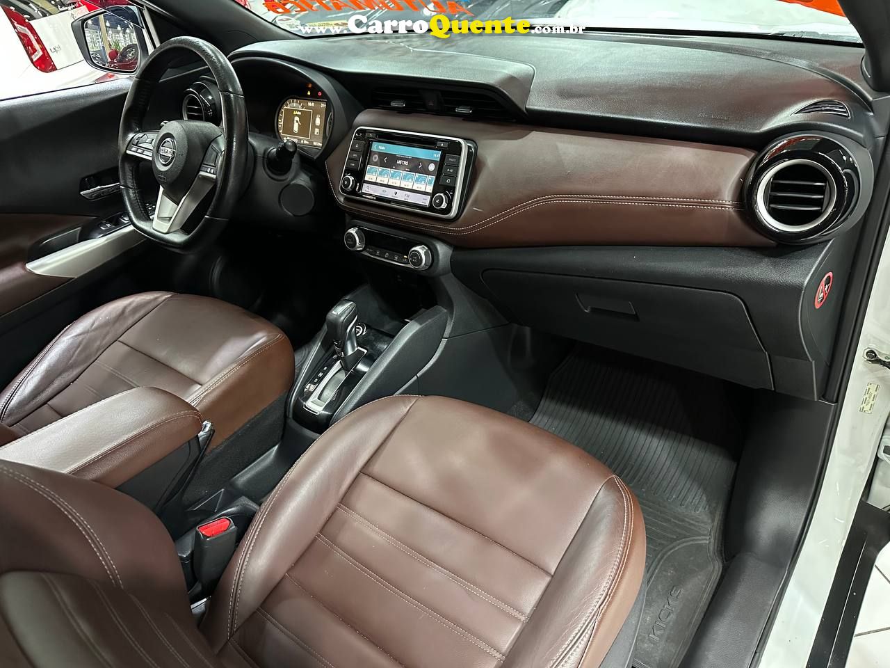 NISSAN KICKS 1.6 16V SL 2019 - Loja