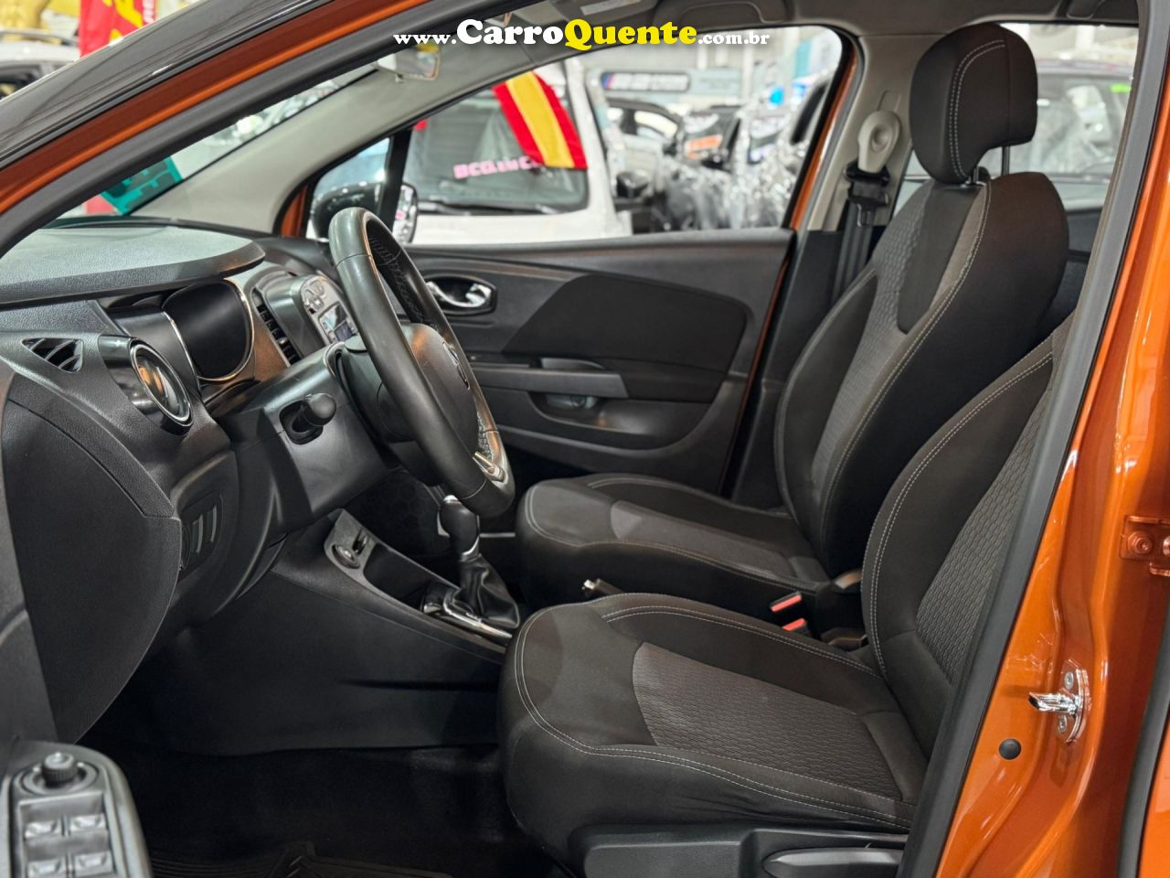 RENAULT CAPTUR 1.6 16V SCE LIFE 2019 - Loja