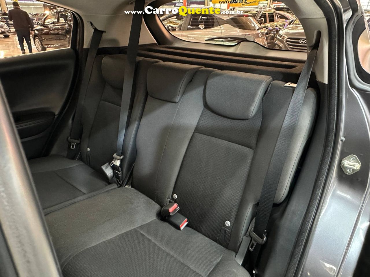 HONDA HR-V 1.8 16V EX 2020 - Loja