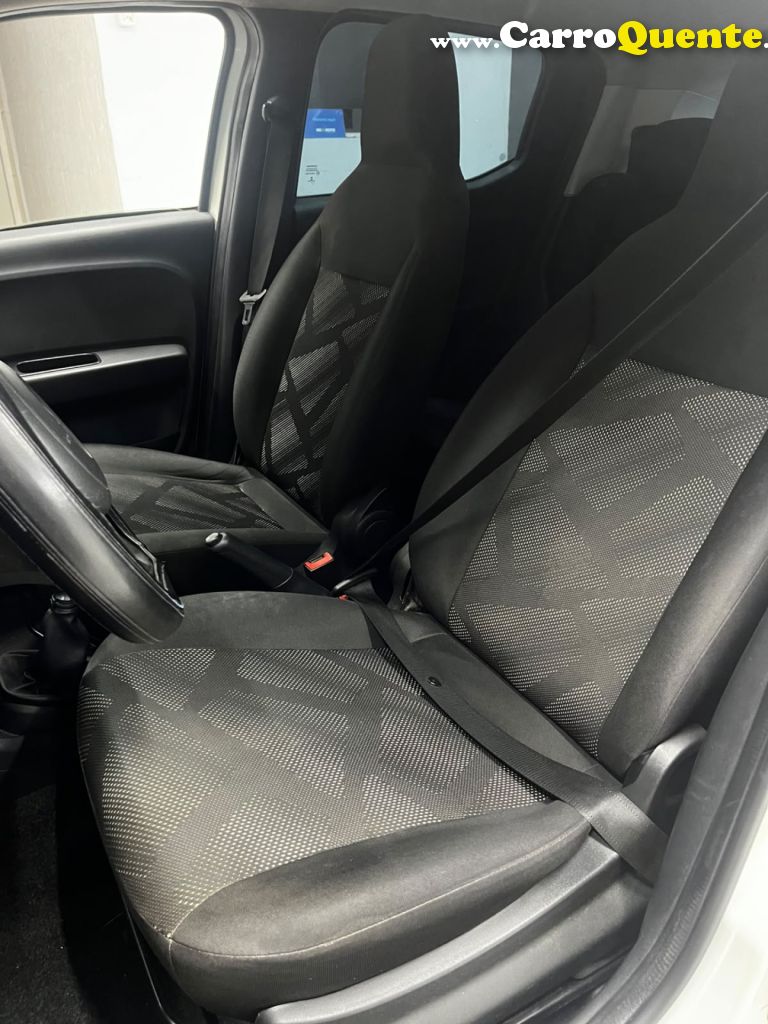 FIAT   MOBI LIKE 1.0 FIRE FLEX 5P.   BRANCO 2022 1.0 FLEX - Loja