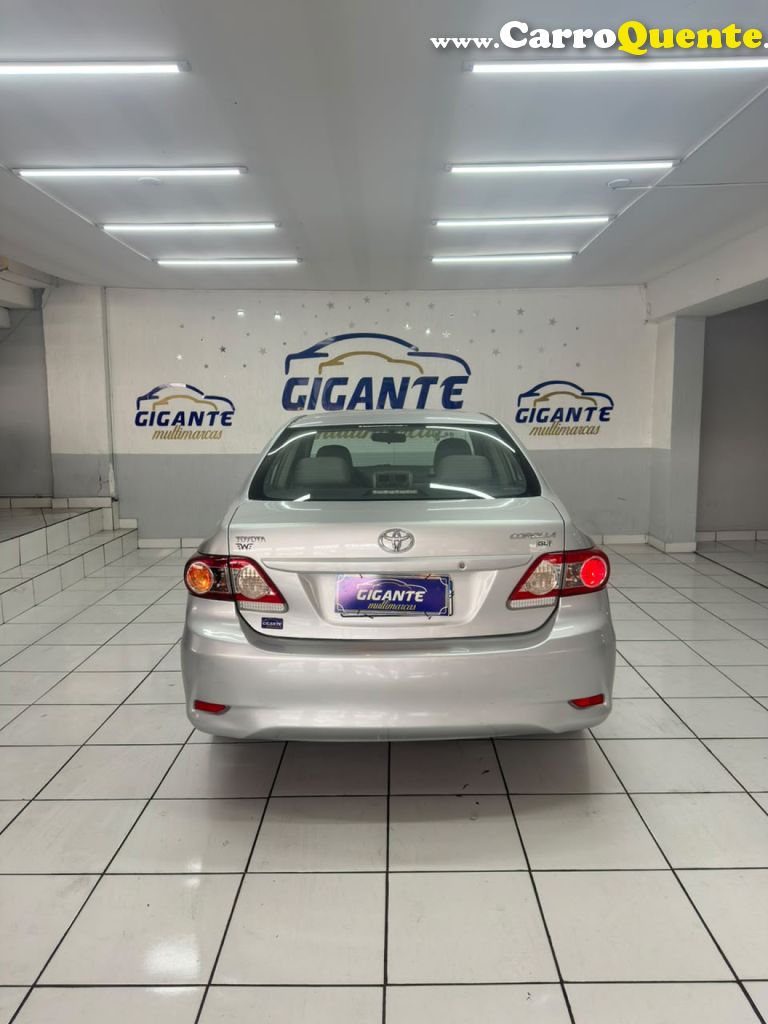 TOYOTA   COROLLA GLI 1.8 FLEX 16V  AUT.   PRATA 2014 1.8 FLEX - Loja