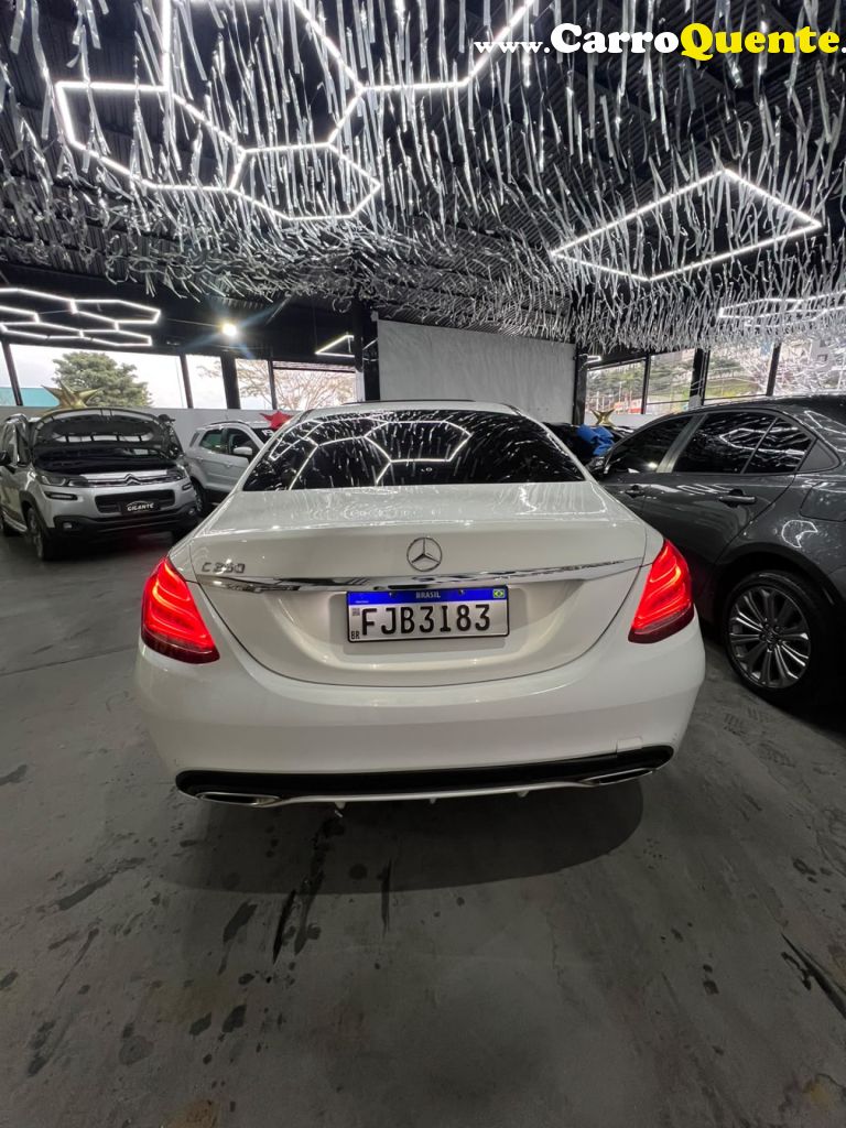 MERCEDES-BENZ   C-250 SPORT 2.0 16V 211CV AUT.   BRANCO 2016 2.0 GASOLINA - Loja