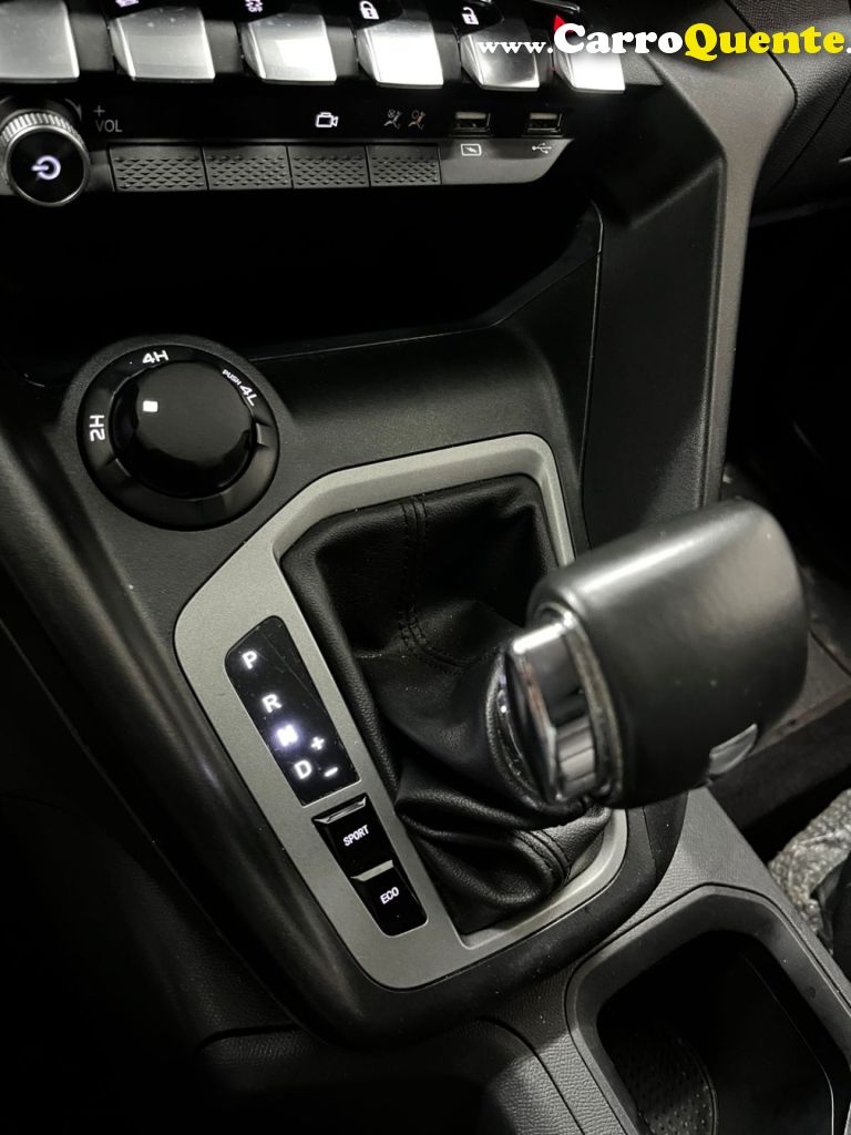 FIAT   TITANO VOLCANO   BRANCO 2025 1.8 DIESEL - Loja