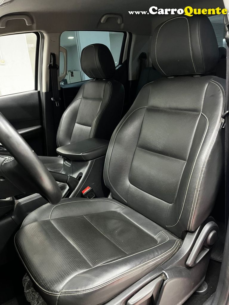 FIAT   TITANO VOLCANO   BRANCO 2025 1.8 DIESEL - Loja