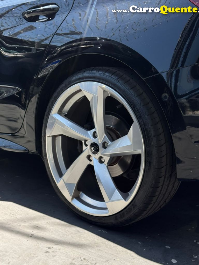 AUDI   A3 SPORTB. S-LINE 2.0 TFSI S-TRON.(HÍB.)   PRETO 2022 2.0 GASOLINA - Loja