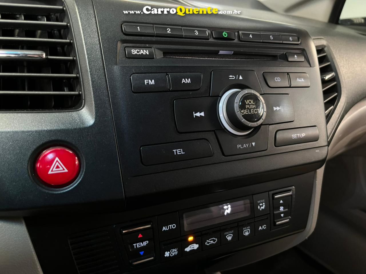 HONDA   CIVIC SEDAN LXS 1.81.8 FLEX 16V AUT. 4P   CINZA 2015 1.8 FLEX - Loja