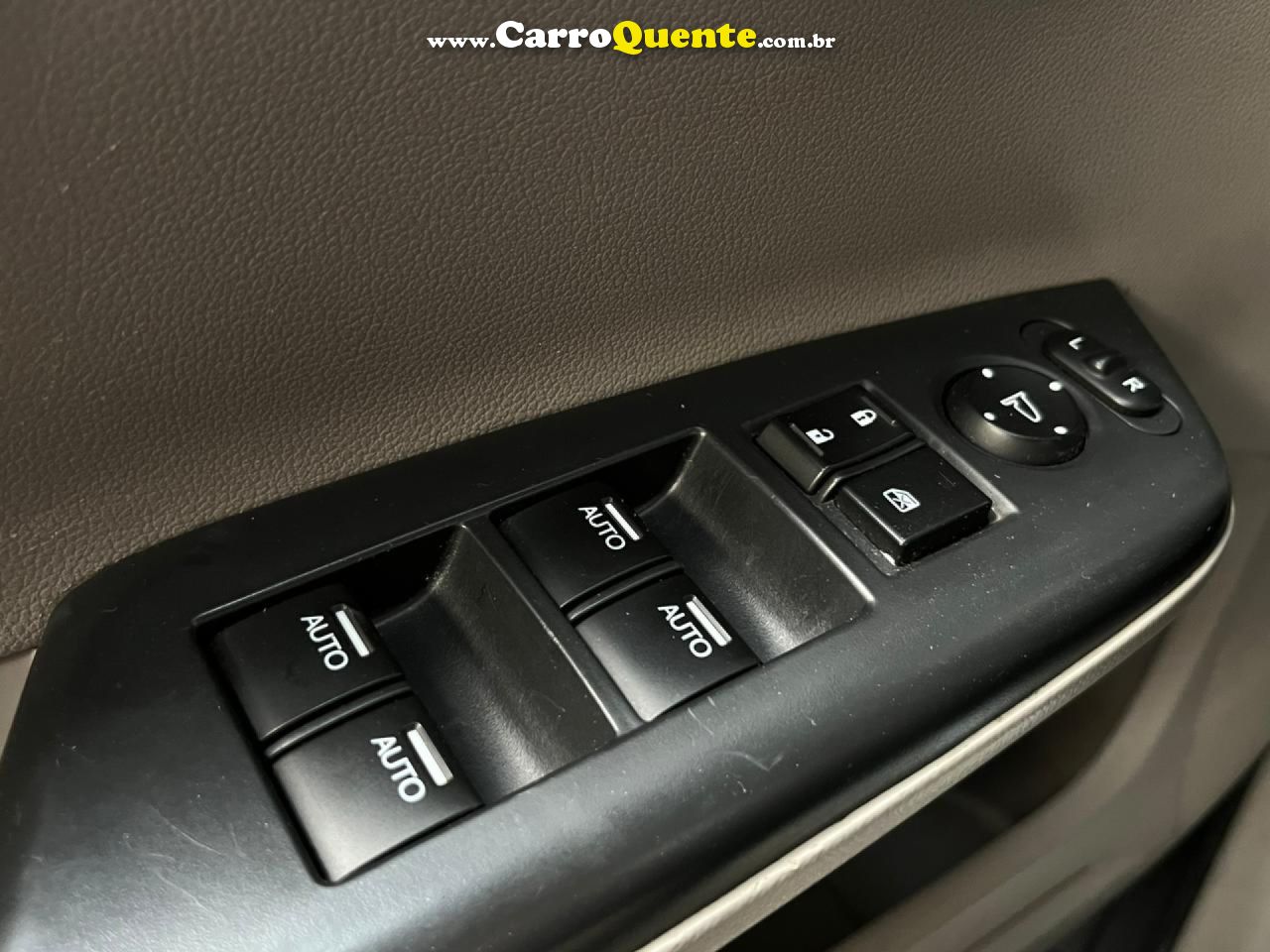 HONDA   CIVIC SEDAN LXS 1.81.8 FLEX 16V AUT. 4P   CINZA 2015 1.8 FLEX - Loja