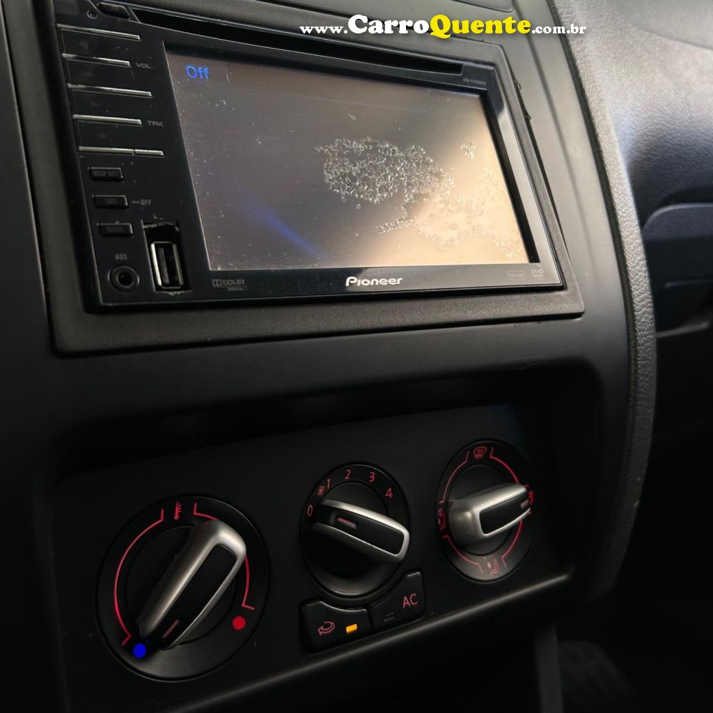 VOLKSWAGEN   SPACEFOX 1.6 1.6 TREND TOTAL FLEX 8V 5P   PRETO 2011 1.6 FLEX - Loja