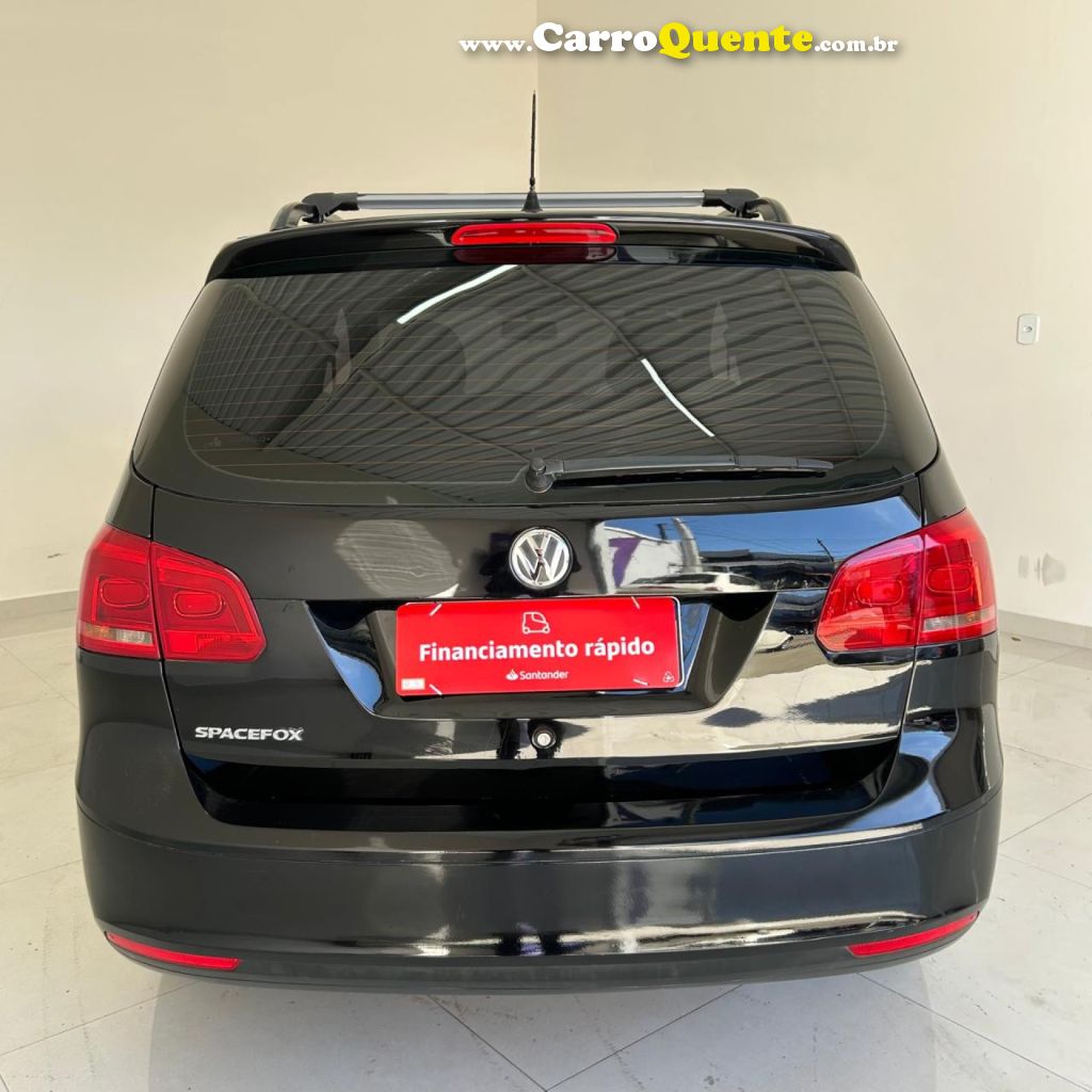 VOLKSWAGEN   SPACEFOX 1.6 1.6 TREND TOTAL FLEX 8V 5P   PRETO 2011 1.6 FLEX - Loja