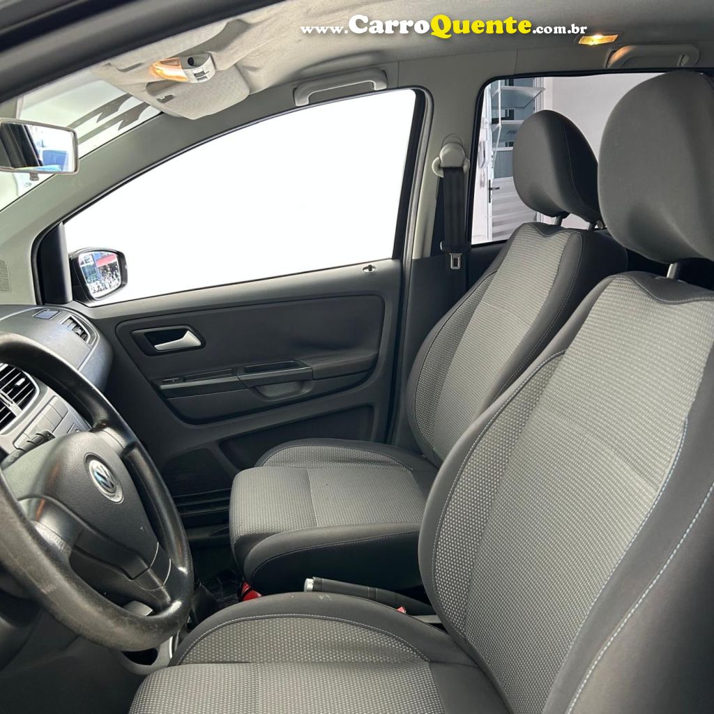 VOLKSWAGEN   SPACEFOX 1.6 1.6 TREND TOTAL FLEX 8V 5P   PRETO 2011 1.6 FLEX - Loja