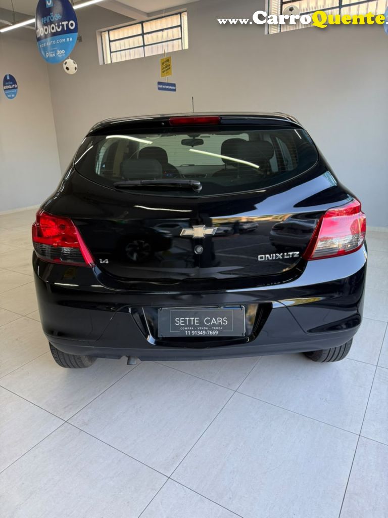 CHEVROLET   ONIX HATCH LTZ 1.4 8V FLEXPOWER 5P MEC.   PRETO 2016 1.4 FLEX - Loja