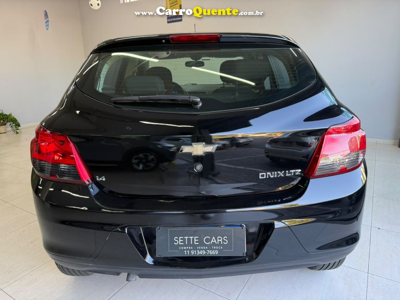 CHEVROLET   ONIX HATCH LTZ 1.4 8V FLEXPOWER 5P MEC.   PRETO 2016 1.4 FLEX - Loja
