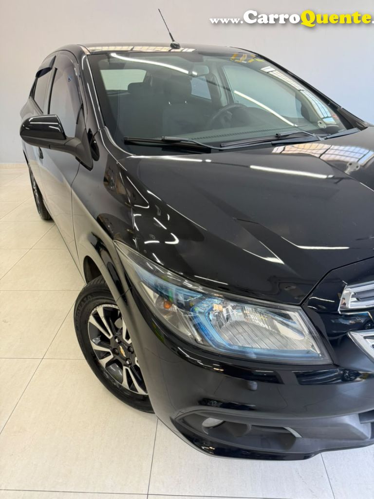 CHEVROLET   ONIX HATCH LTZ 1.4 8V FLEXPOWER 5P MEC.   PRETO 2016 1.4 FLEX - Loja