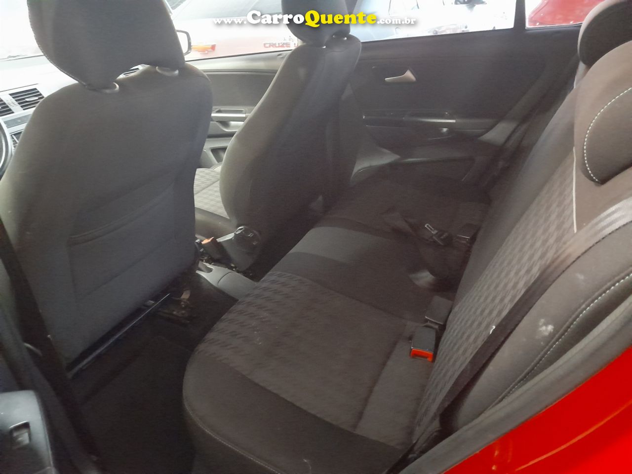 VOLKSWAGEN   FOX COMFORTLINE 1.6 FLEX 8V 5P   VERMELHO 2018 1.6 FLEX - Loja