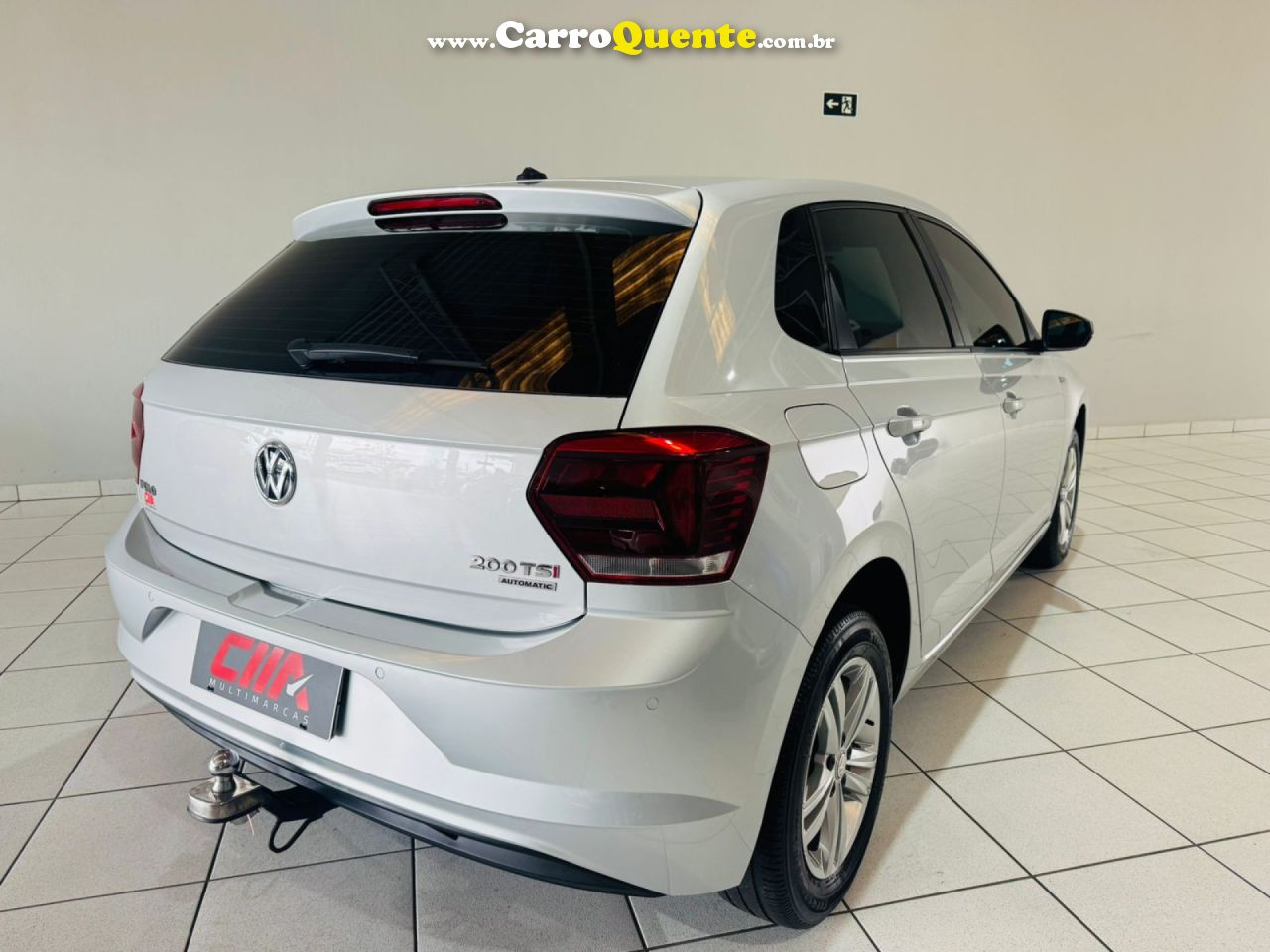 VOLKSWAGEN   POLO COMFORT. 200 TSI 1.0 FLEX 12V AUT.   PRATA 2018 1.0 FLEX - Loja