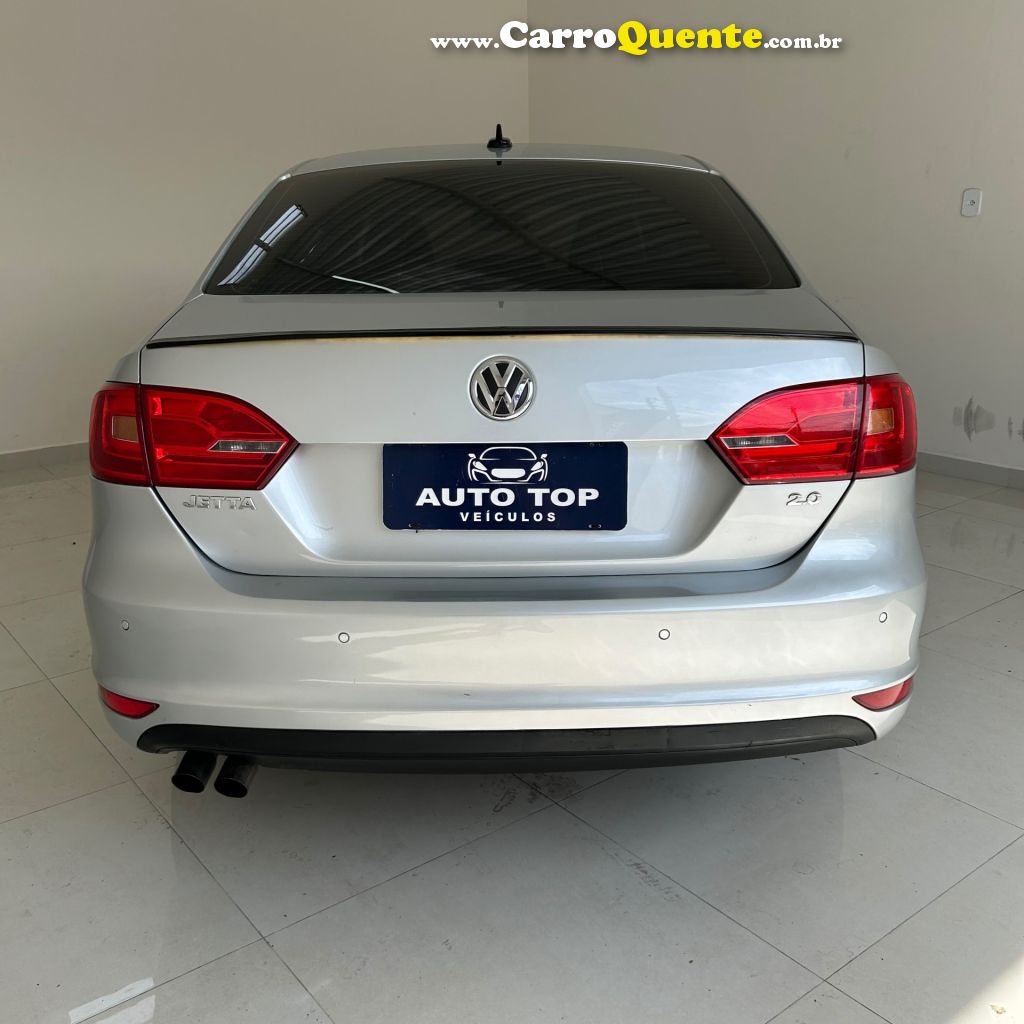VOLKSWAGEN   JETTA COMFORTLINE 2.0 T.FLEX 8V 4P TIPT.   PRATA 2012 2.0 FLEX - Loja