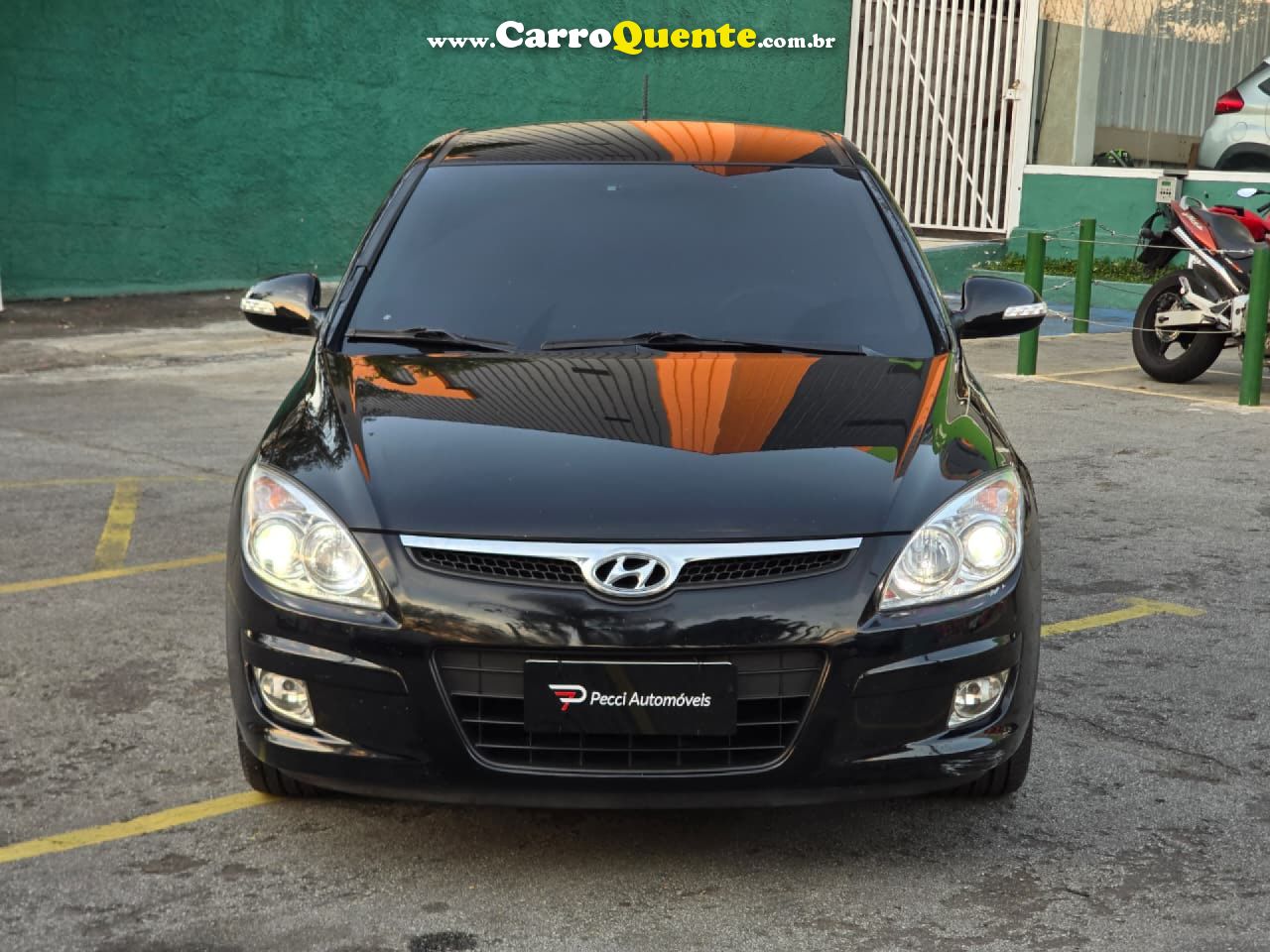 HYUNDAI   I30 2.0 16V 145CV 5P MEC.   PRETO 2011 2.0 GASOLINA - Loja