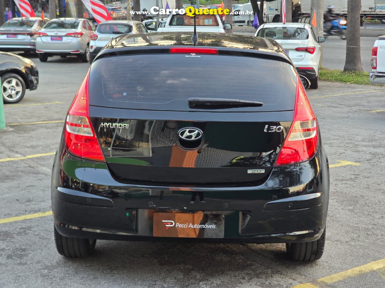 HYUNDAI   I30 2.0 16V 145CV 5P MEC.   PRETO 2011 2.0 GASOLINA - Loja