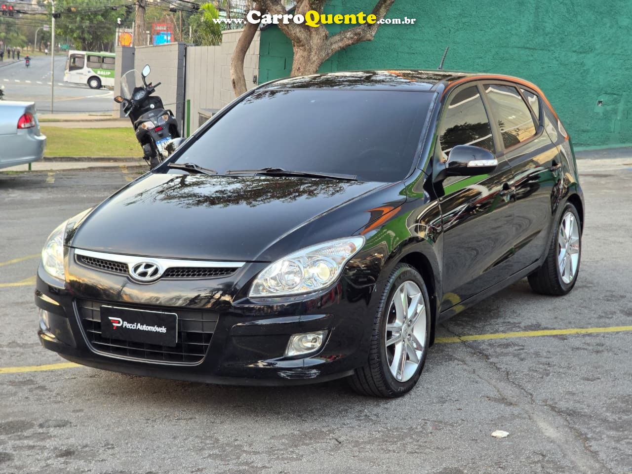 HYUNDAI   I30 2.0 16V 145CV 5P MEC.   PRETO 2011 2.0 GASOLINA - Loja