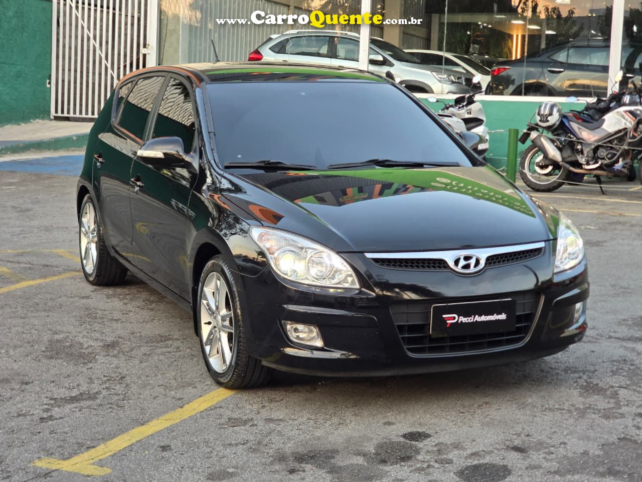 HYUNDAI   I30 2.0 16V 145CV 5P MEC.   PRETO 2011 2.0 GASOLINA - Loja