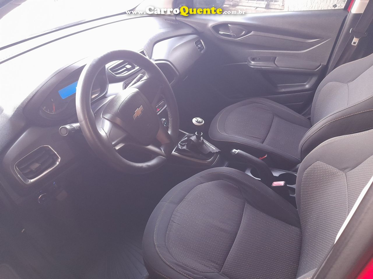 CHEVROLET   ONIX HATCH LS 1.0 8V FLEXPOWER 5P MEC.   VERMELHO 2014 1.0 FLEX - Loja
