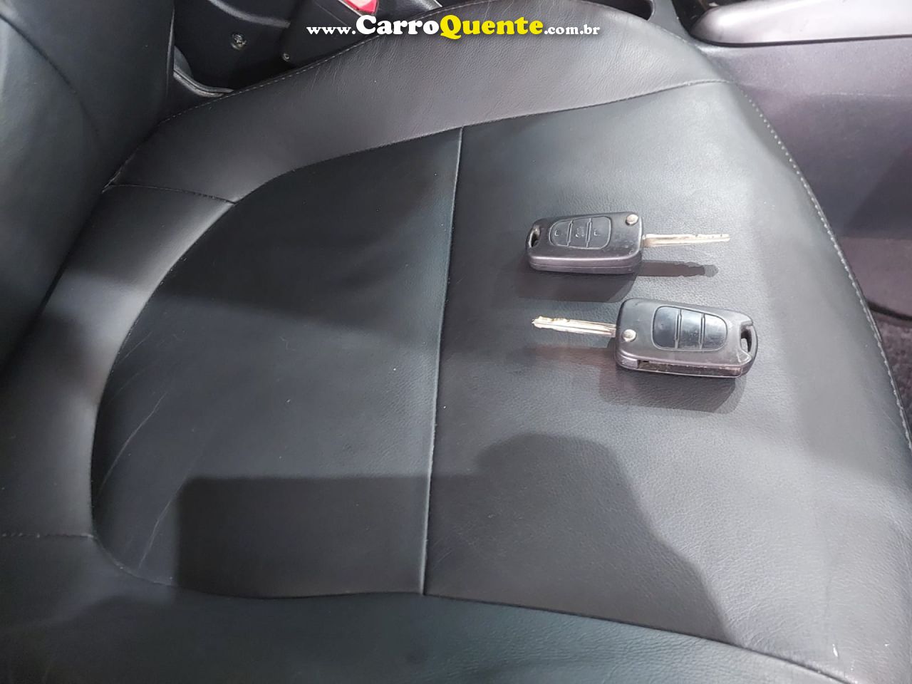 KIA   CERATO 1.6 16V MEC.   PRETO 2012 1.6 GASOLINA - Loja